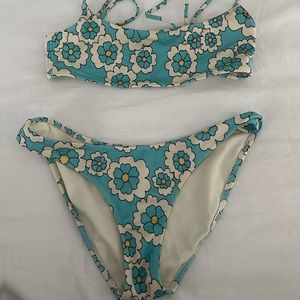 Triangl Bikini